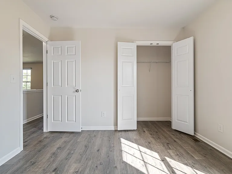 1006 Solomon Ln — Photo 29
