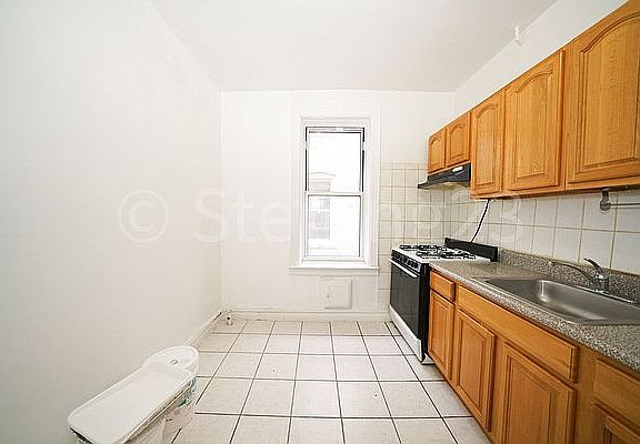 2nd image of 25-15 24th Ave #2C