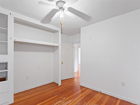 5th image of 2968 Arbutus St