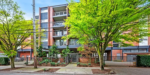 Ramayana Apartments Photo 1