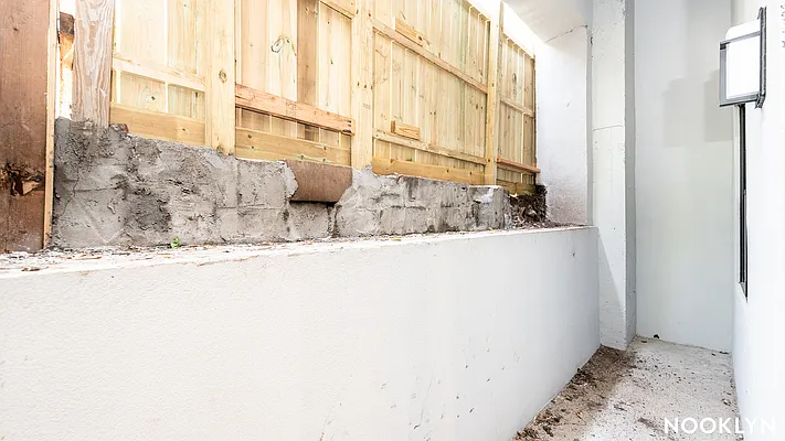 Rented by Nooklyn NYC LLC | media 44