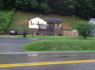 10546 State Highway 1056, Mc Carr, KY 41544