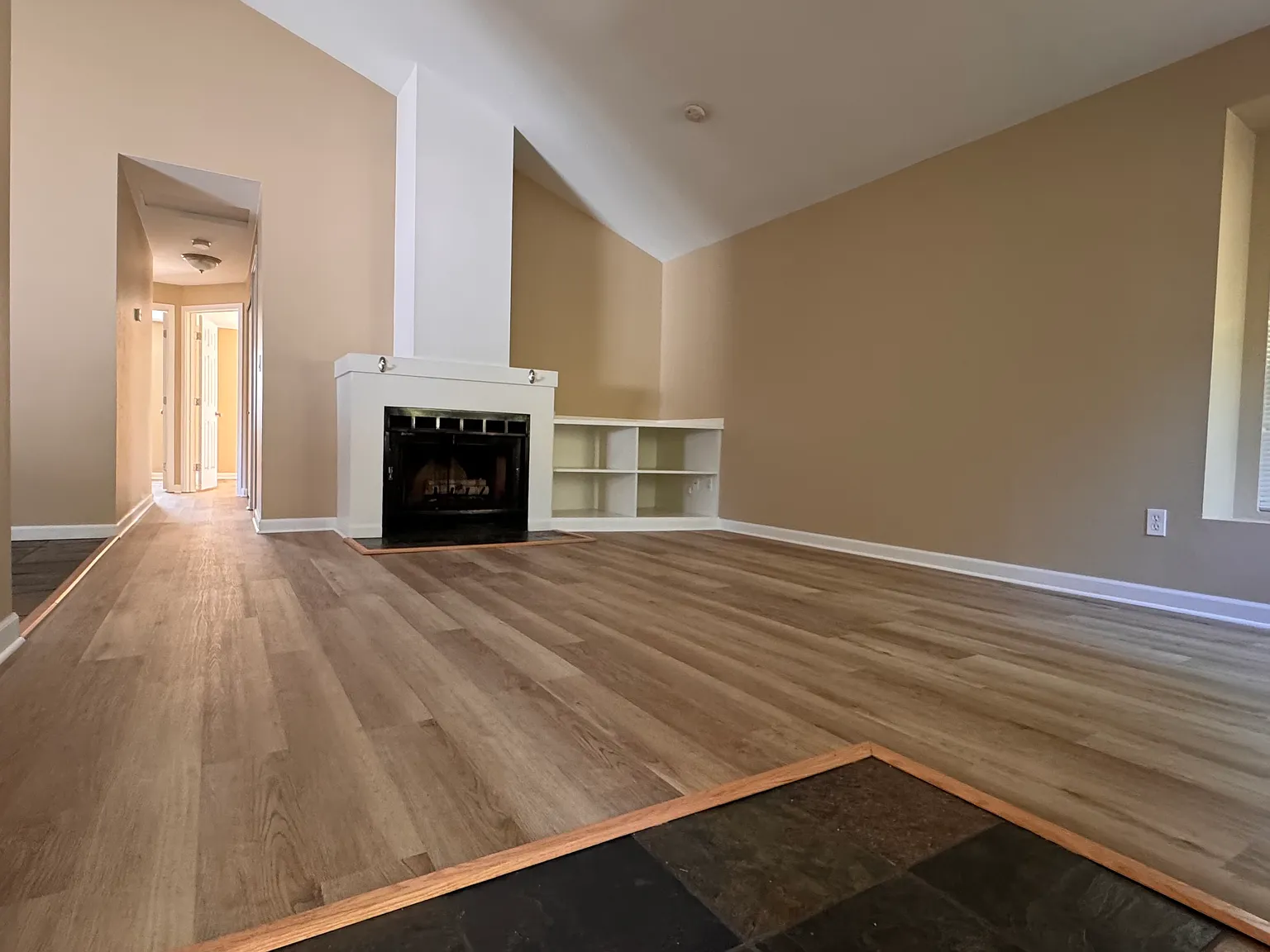 3 bed, 1000 sqft, $2,900 — Photo 1
