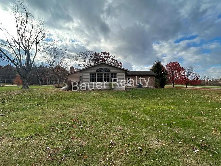 1437 Township Road 805 — Photo 4