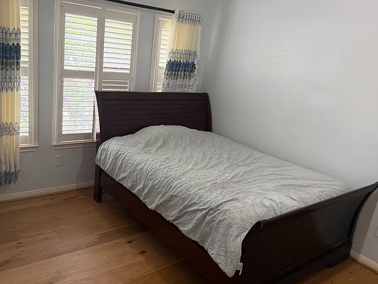 307 Corridor Pl — Photo 1