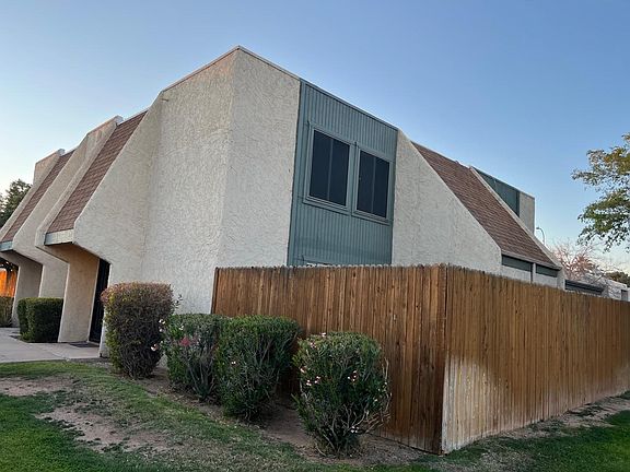 3rd image of 5935 W Golden Ln