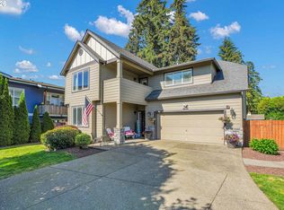 33753 NE Hart Ct, Scappoose, OR 97056