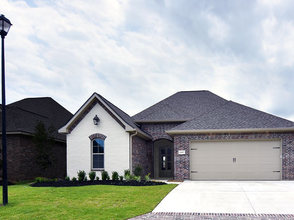 1st image of 1527 Tuscany Dr