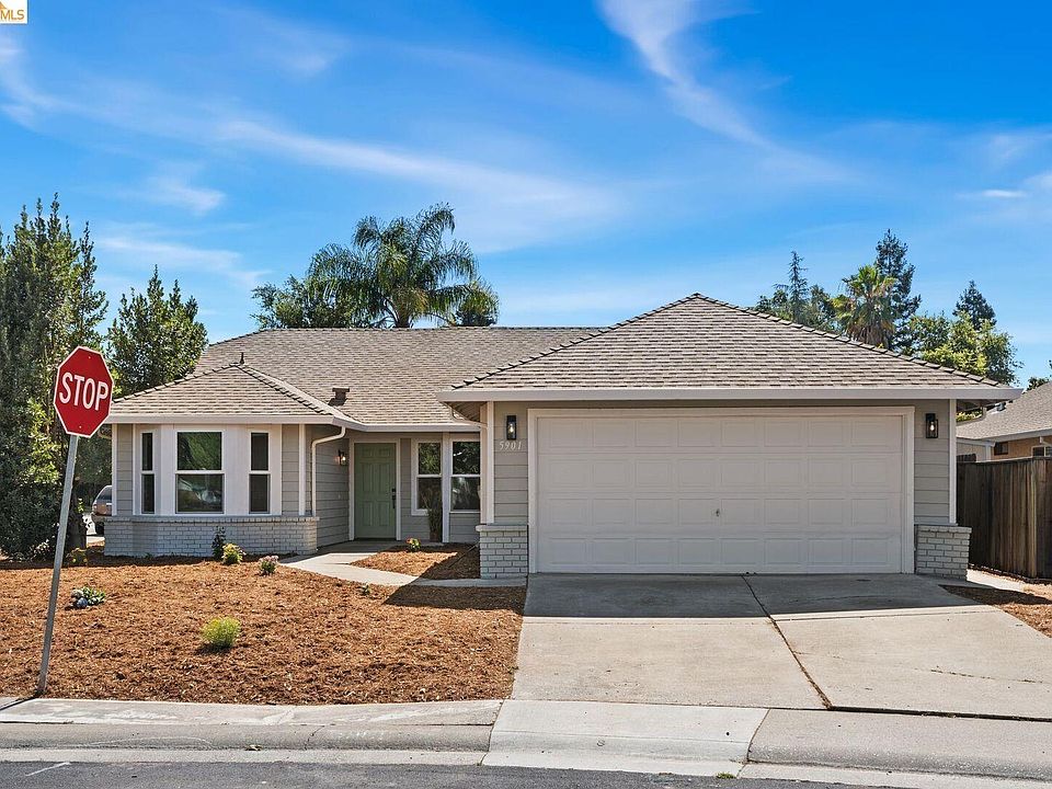 1st image of 5901 Pine Vista Way