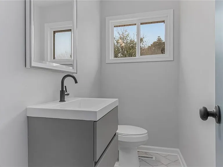 625 Kenneth Rd — Photo 14