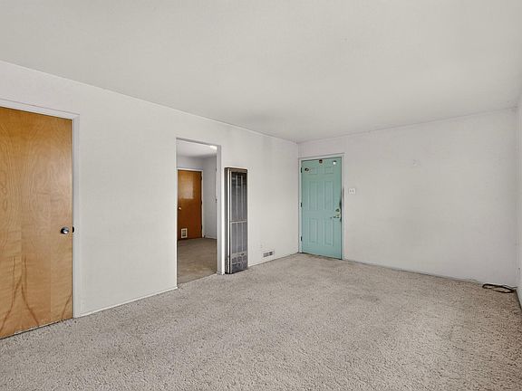 5th image of 236 Conchas St NE