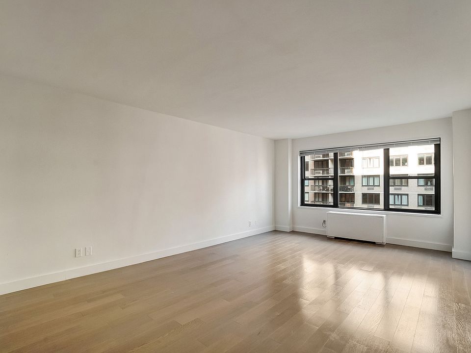 1st image of 120 E 34th St APT 15E