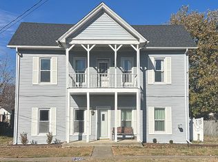 105 W Parker St, Pinckneyville, IL 62274