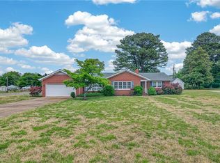6743 Williams Landing Rd, Hayes, VA 23072