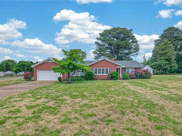 6743 Williams Landing Rd, Hayes, VA 23072