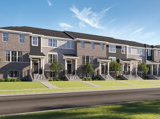 158 Berkshire Dr, Crystal Lake, IL 60014