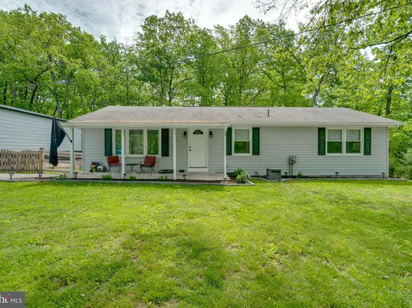 436 Strobridge Rd, Inwood, WV 25428
