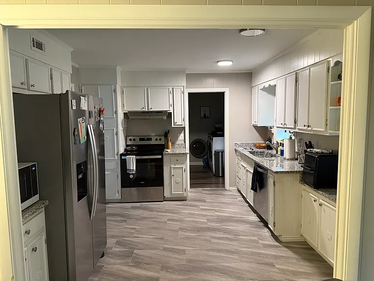 Hillwood Cir — Photo 10
