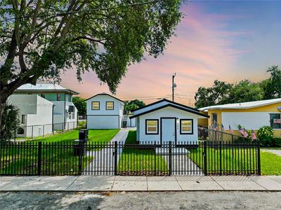1084 NW 55th St, Miami, FL, 33127
