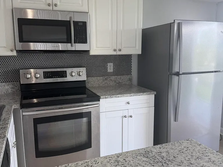 1501 Crescent Cir #E45 — Photo 5