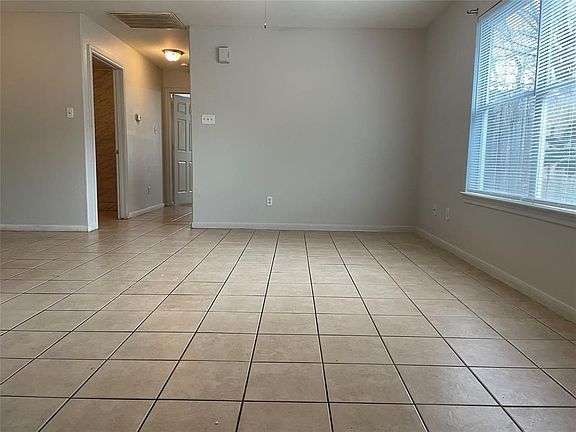 3rd image of 5434 Cherie Crest Ct