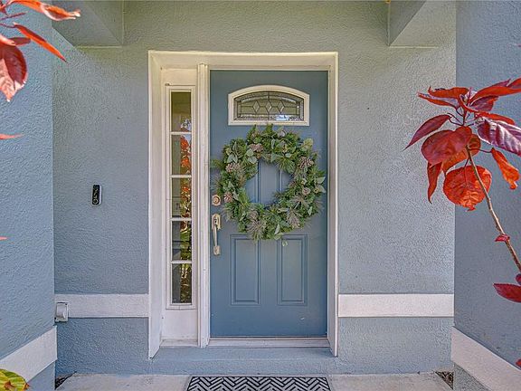 5th image of 7107 Colonial Lake Dr