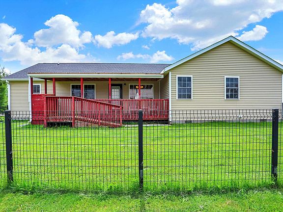 2nd image of 1672 Deer Haven Ct