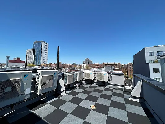 Rented by Doorway NYC, LLC | media 22