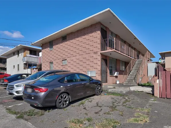 94109 Pupukahi St, Waipahu, HI 96797