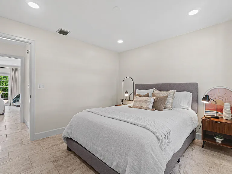 1401 Hummingbird Dr — Photo 20