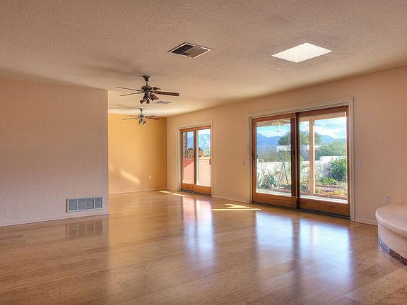 4th image of 441 W Camino Del Poso