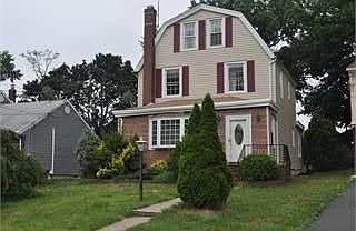 2nd image of 27 Pleasant Ave