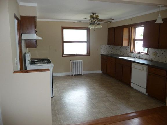 5th image of 128 South St