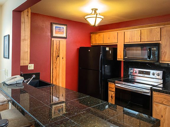 4th image of 18575 SW Century Dr #2018