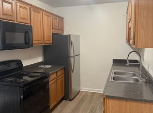 2126 Castillo St APT 8, Santa Barbara, CA 93105
