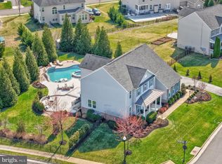 26760 Crusher Dr, Chantilly, VA 20152