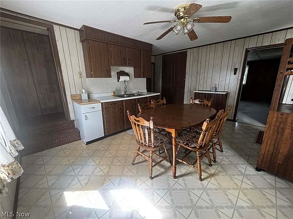 4th image of 155 Hanna Ave