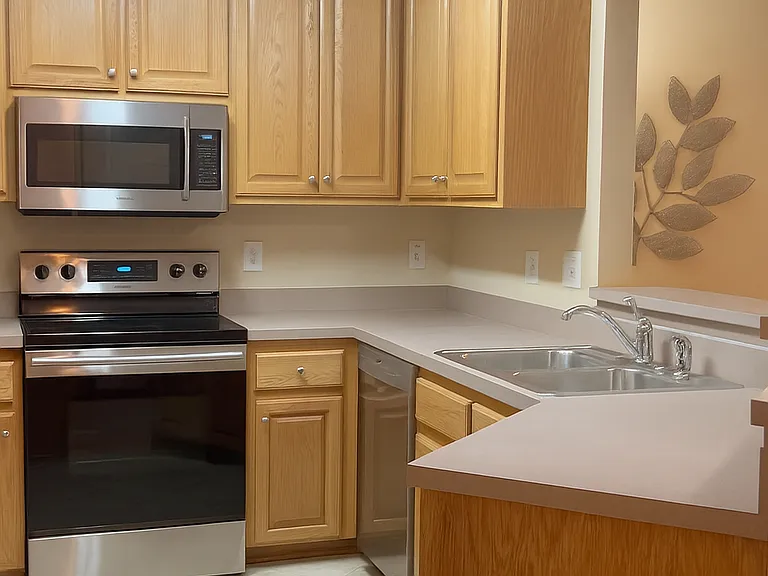 2221 Mountain Mist Ct #102 — Photo 10