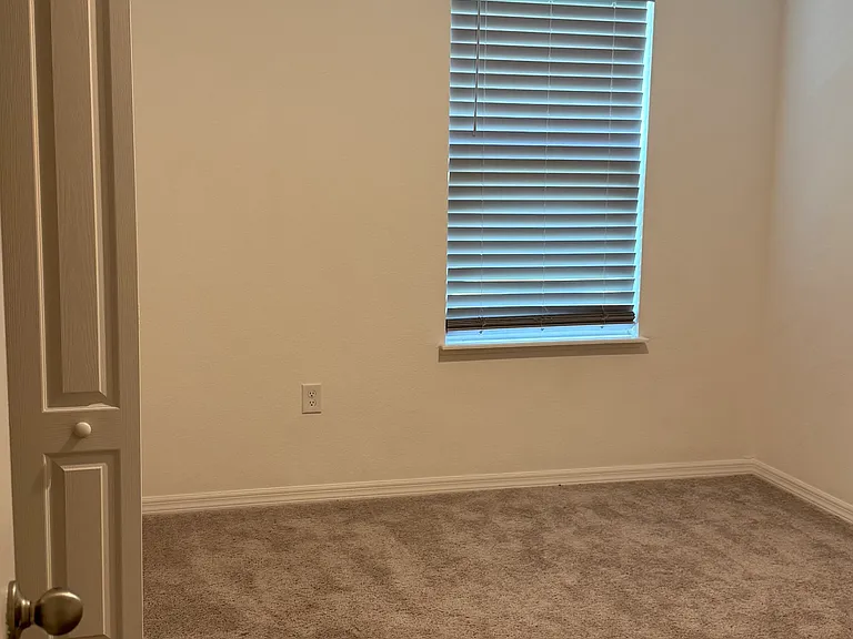 2860 Surf Dr — Photo 18