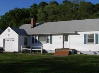 6 Williamson Dr, Newport News, VA 23608