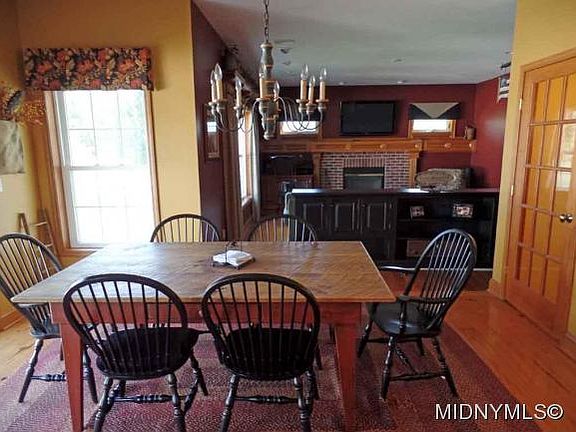 4th image of 151 Wakefield Ln
