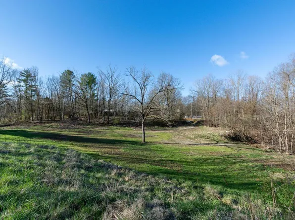 3802 S Knightridge Rd, Bloomington, IN 47401