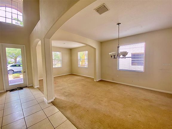 4th image of 236 Kendal Way