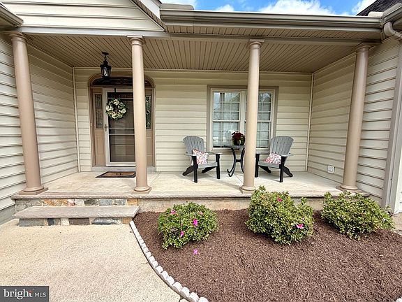 4th image of 32825 Pear Tree Ct