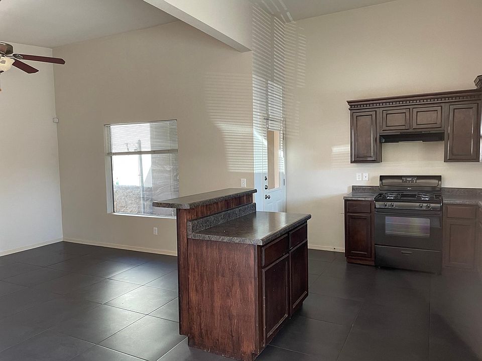 1st image of 282 Leslie Ct #A