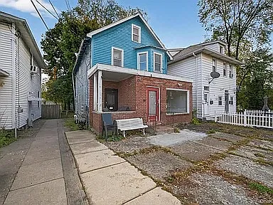 72 Wisner Ave — Photo 5