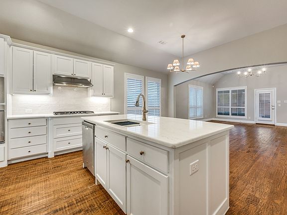 4th image of 1200 Skyflower Ln