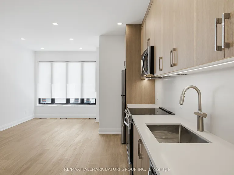 56 Camberwell Rd #2 — Photo 5