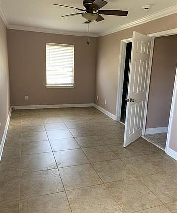 5th image of 5032 Bennington Dr
