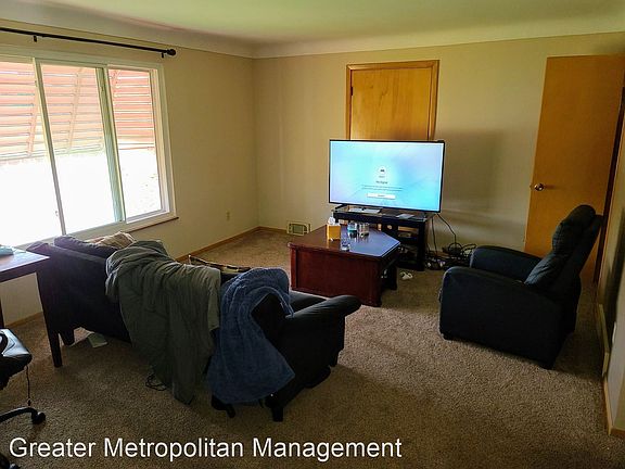 4th image of 14816-14818 Lakewood Heights Blvd